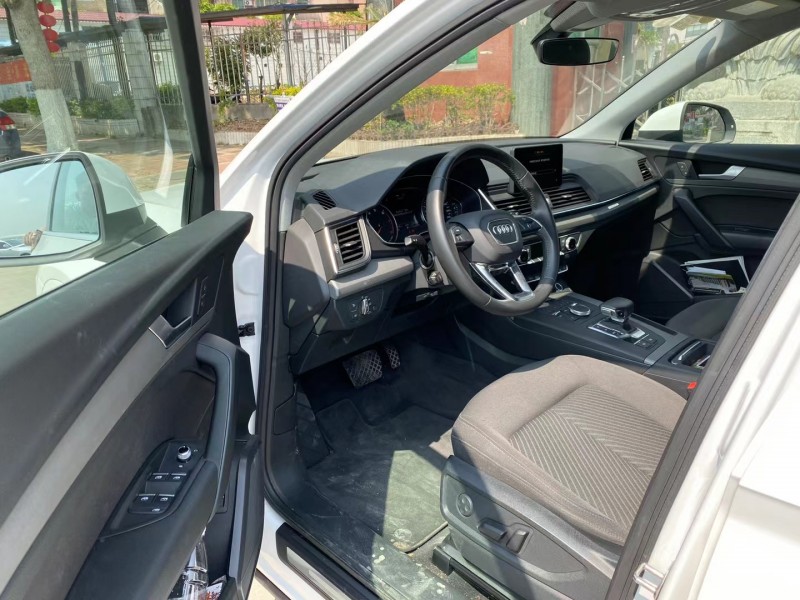 广州18年奥迪Q58