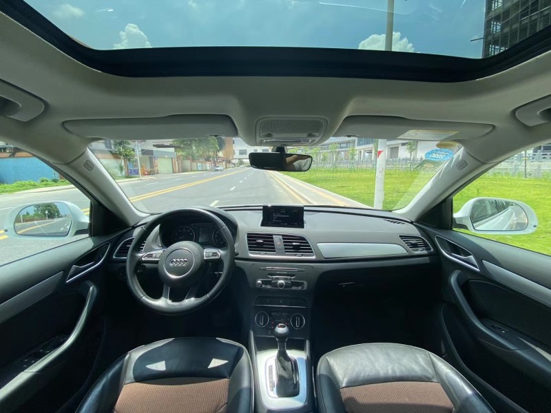 广州19年奥迪Q36