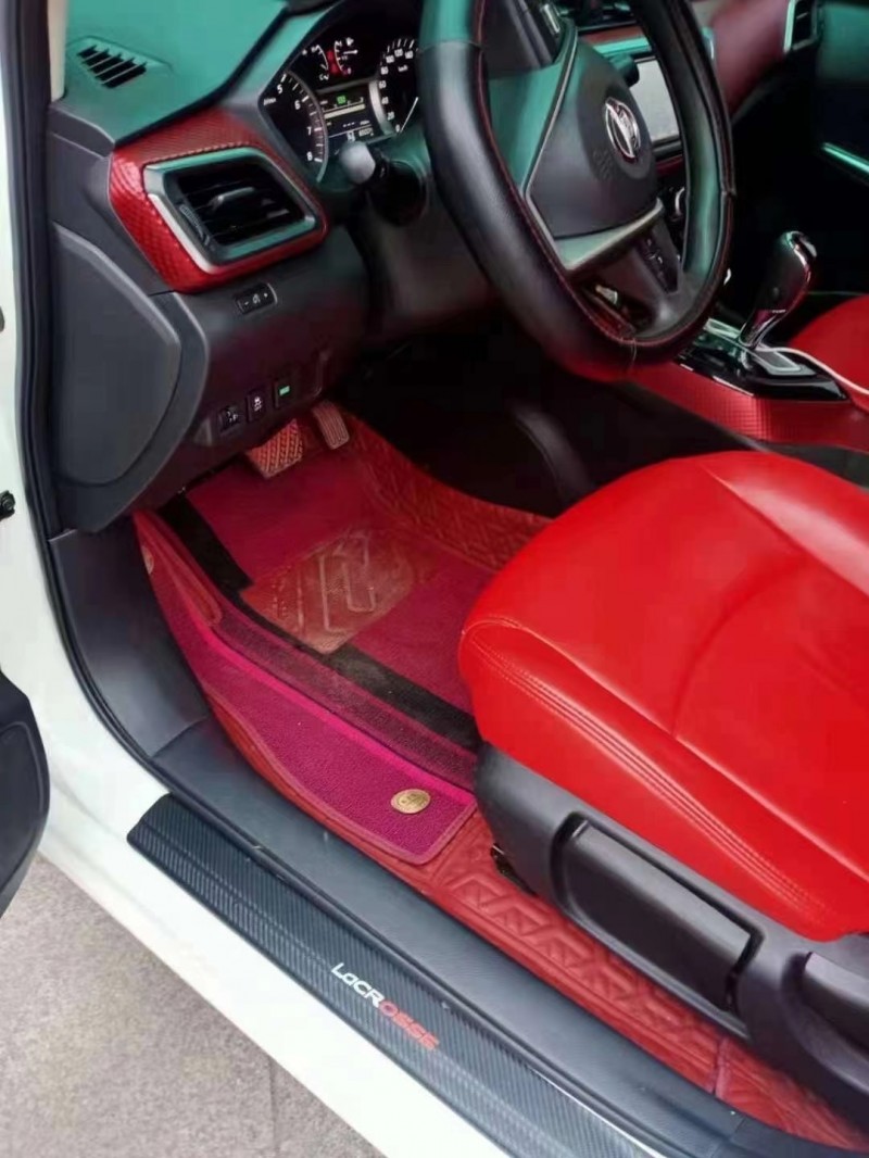 成都17年日产蓝鸟7