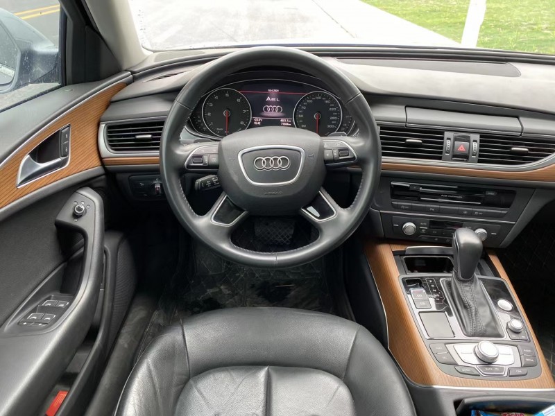 广州18年奥迪A6L7