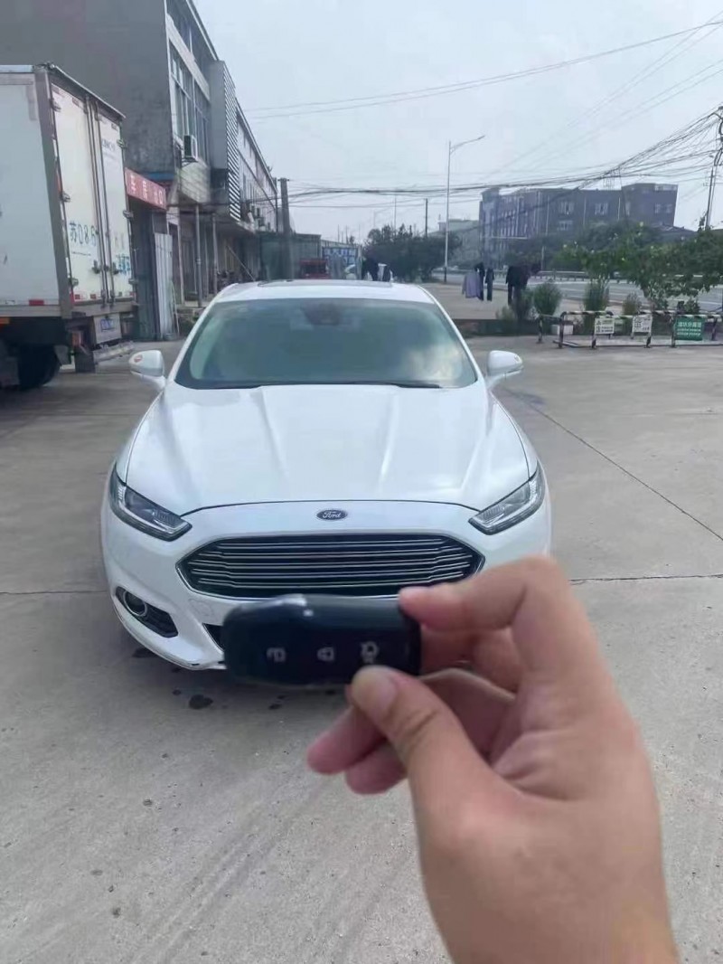 徐州14年福特蒙迪欧1