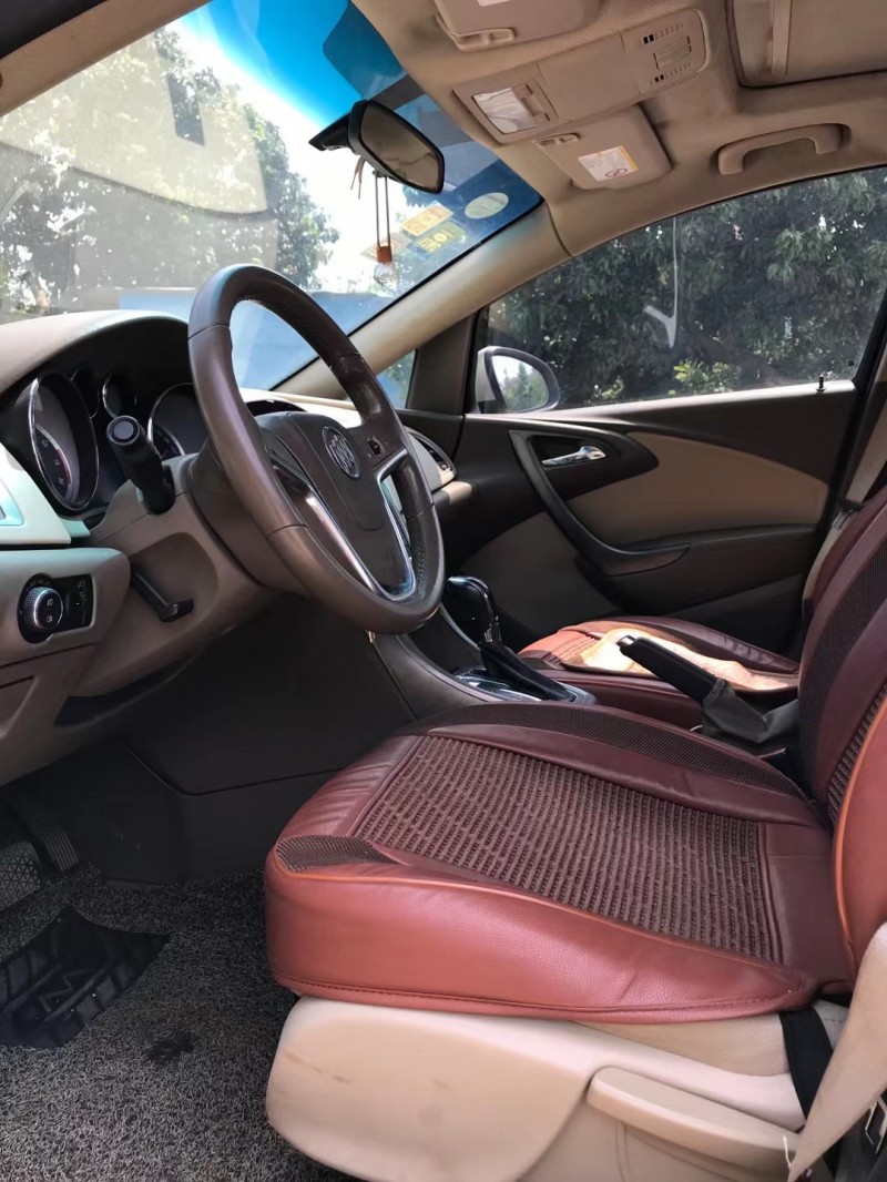 广州11年别克英朗4