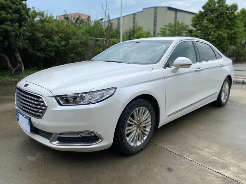 广州17年福特金牛座3