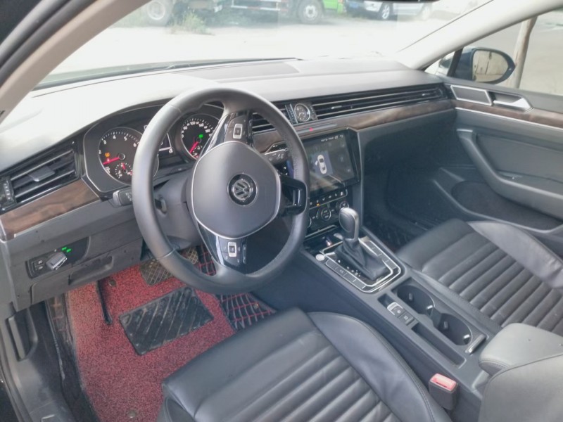 保定18年大众迈腾8