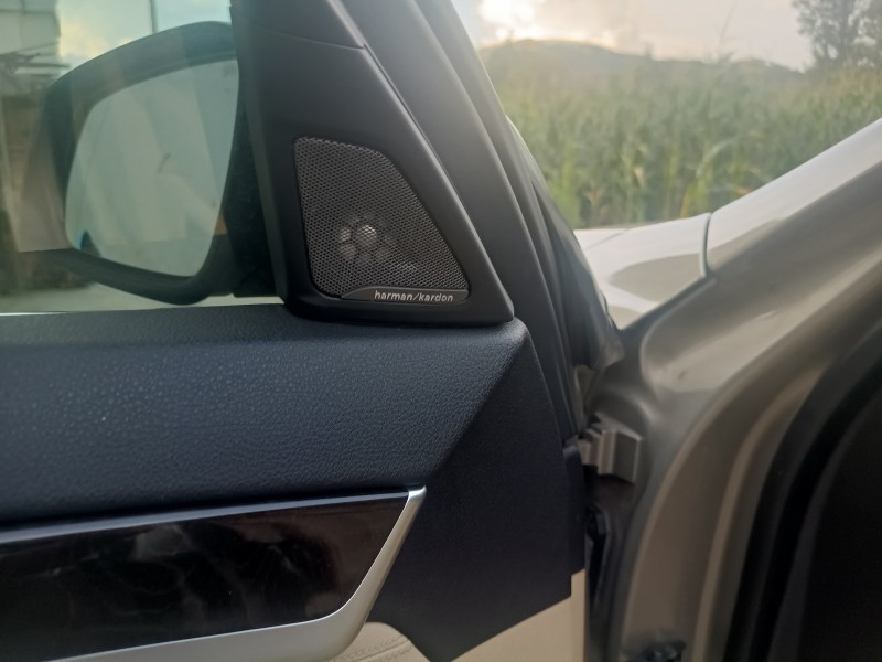 凉山11年宝马5系4