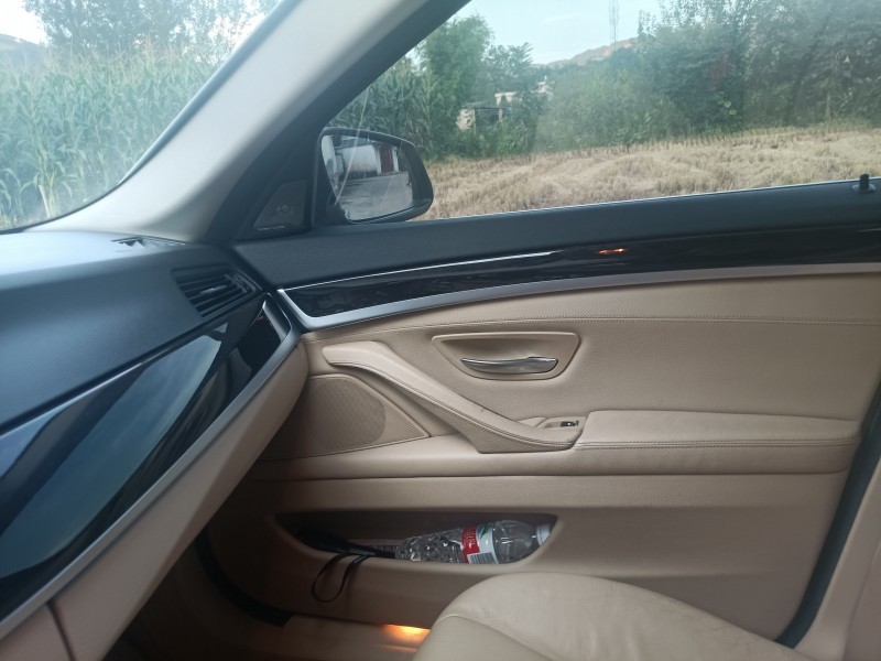 凉山11年宝马5系8