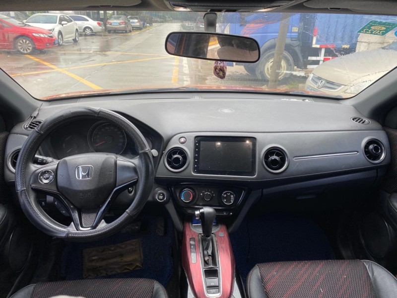 广州16年本田XR-V7