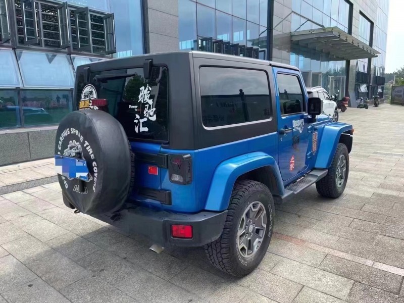 常德14年Jeep牧馬人3