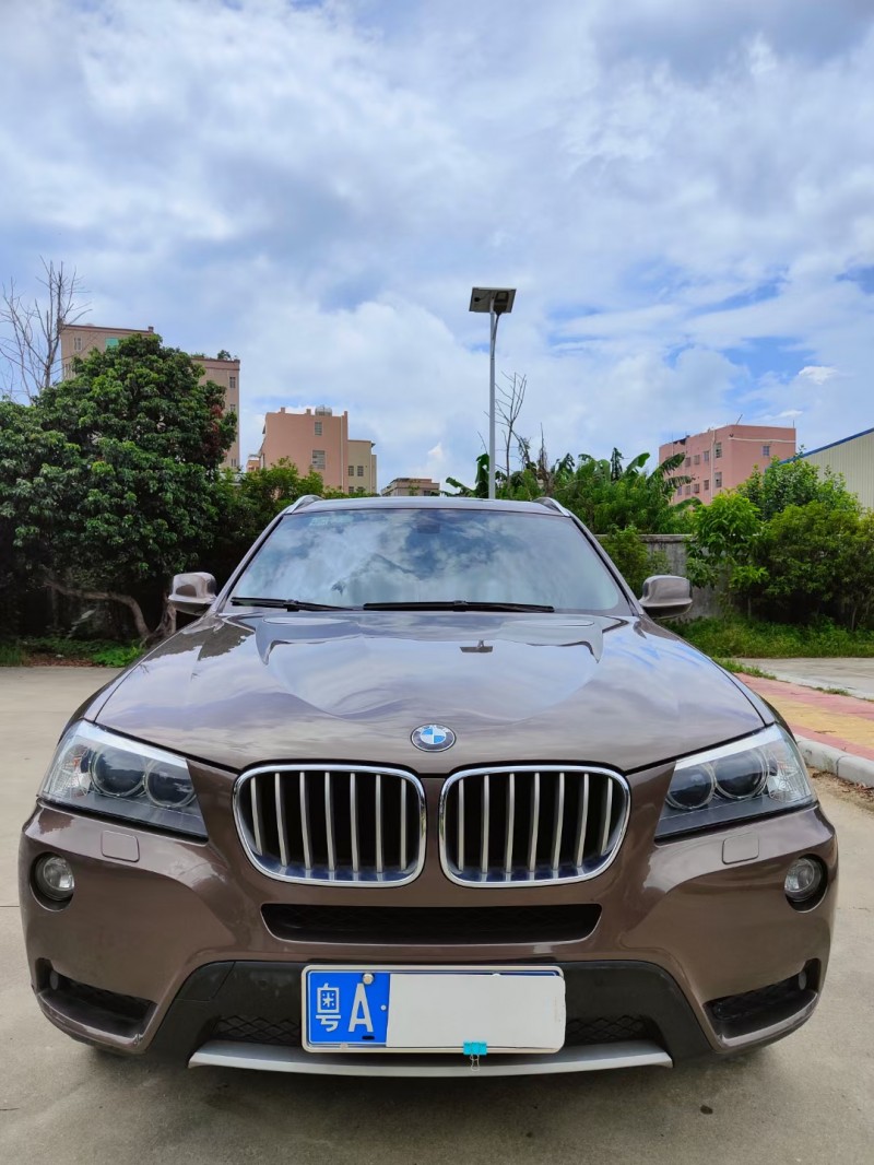 广州13年宝马X31