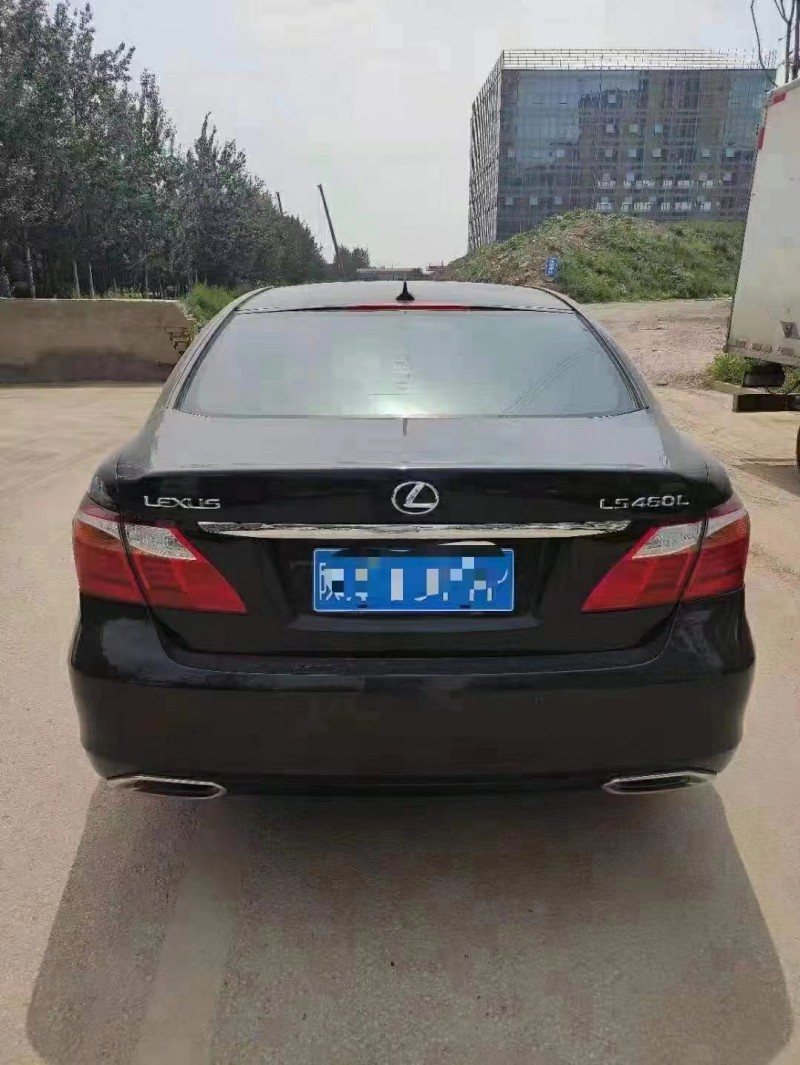 西安12年雷克薩斯LS9