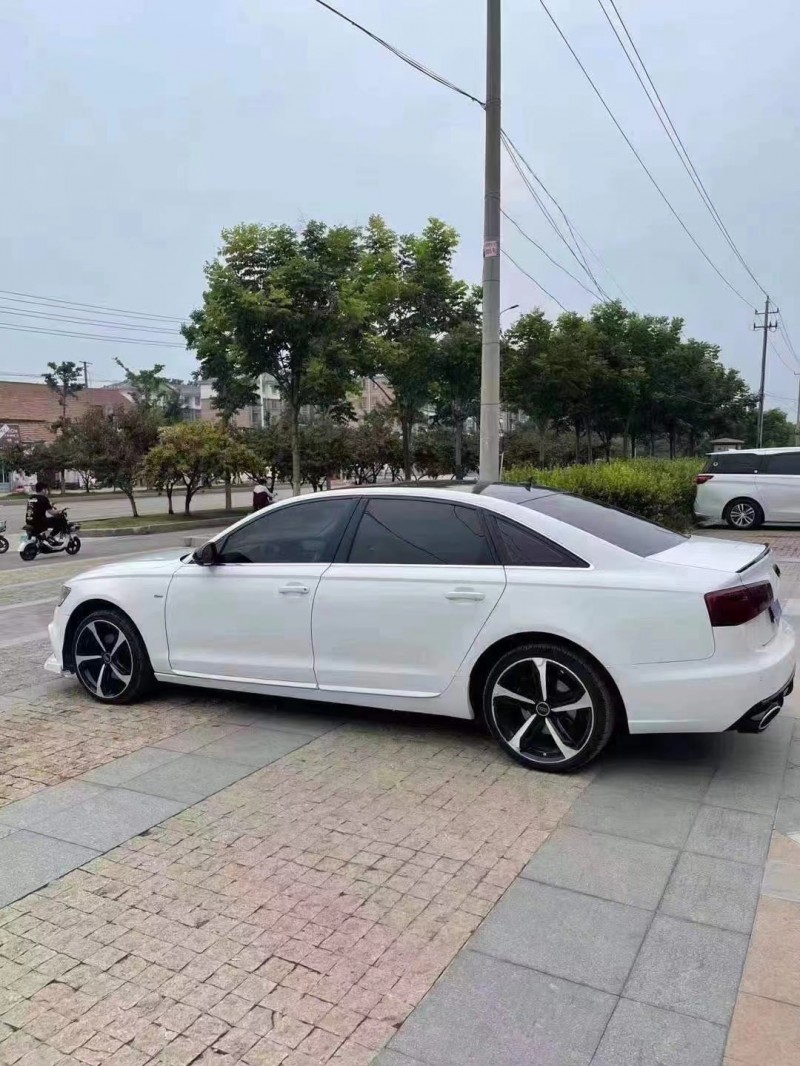 北京14年奧迪A6L8