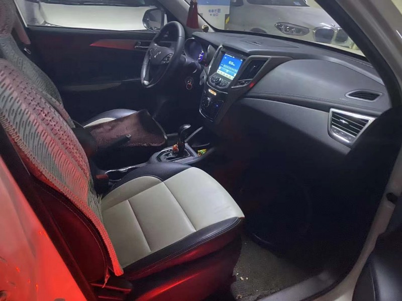 長沙17年長安汽車CS756
