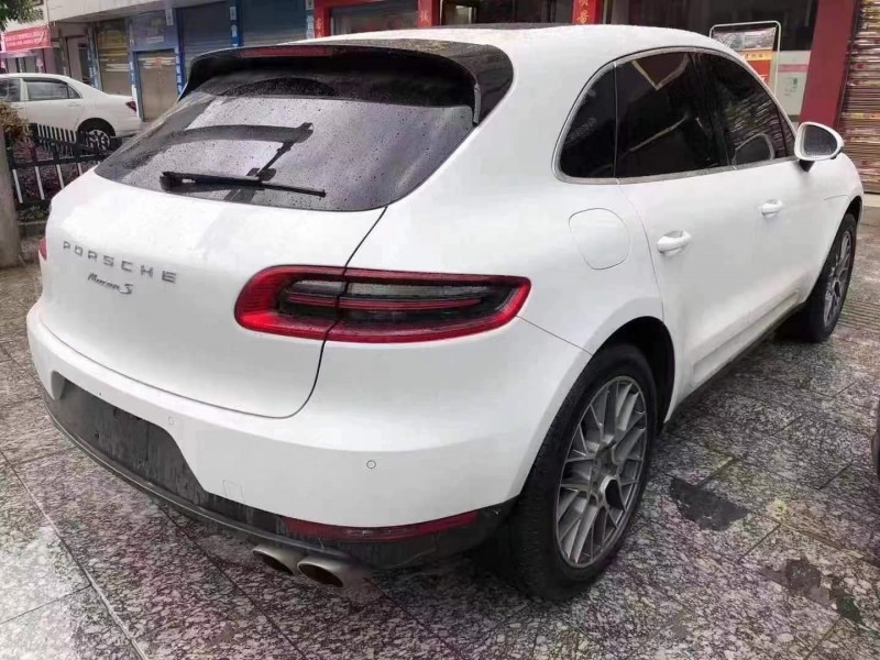 常德16年保時捷Macan4