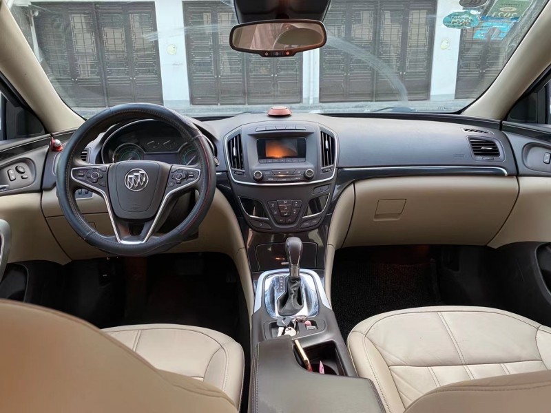 徐州14年别克君威6