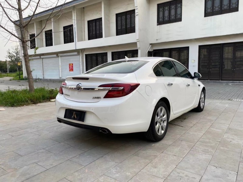 徐州14年别克君威7