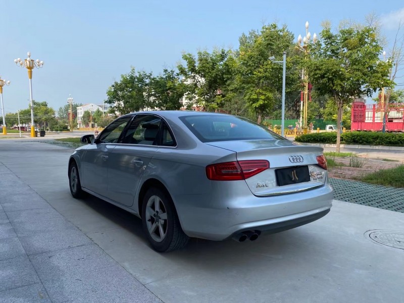 徐州13年奥迪A4L8