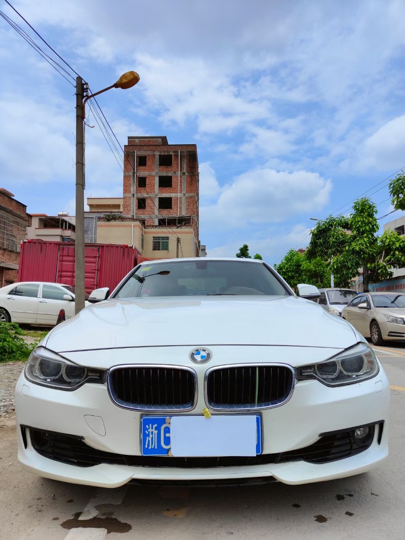 广州13年宝马3系4