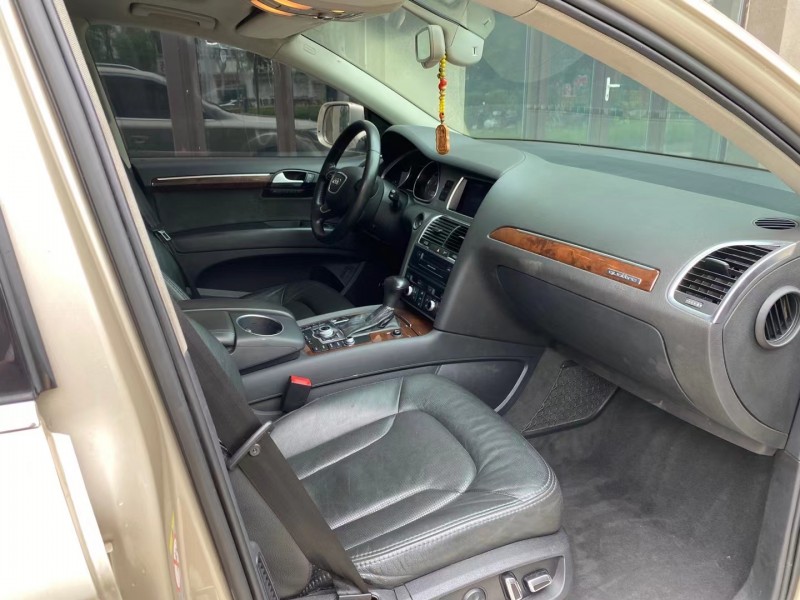 徐州12年奥迪Q75