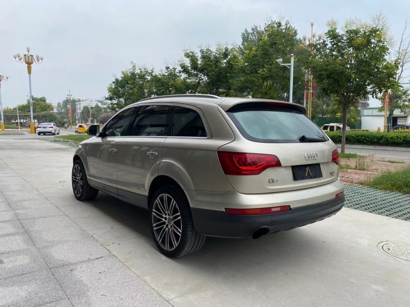 徐州12年奥迪Q78