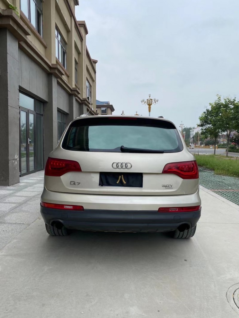 徐州12年奥迪Q79