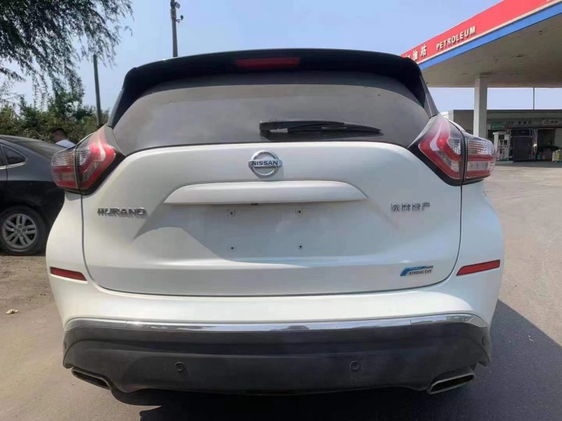 保定17年日产楼兰9