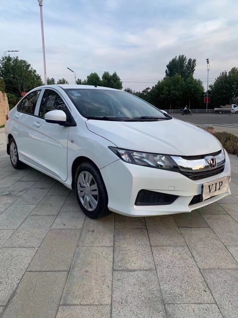 枣庄16年本田锋范3