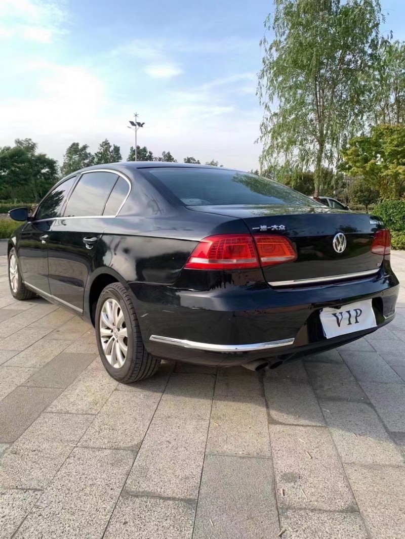 枣庄12年大众迈腾8