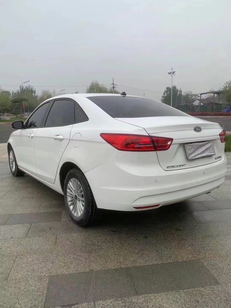 枣庄18年福特福睿斯8