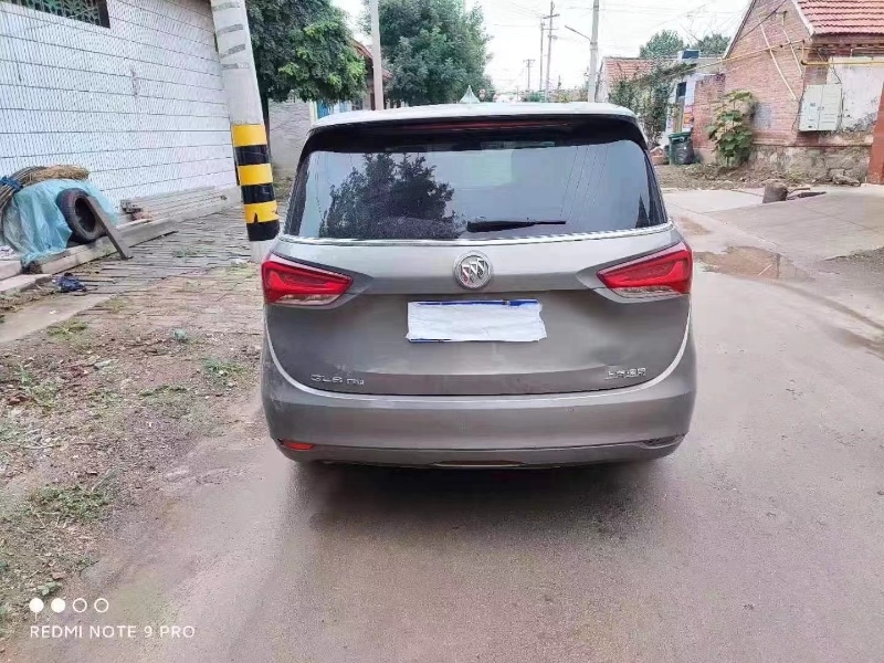 潍坊18年别克GL64