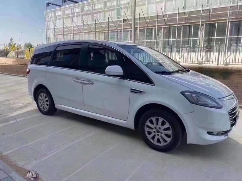 西安17年納智捷大7 MPV4