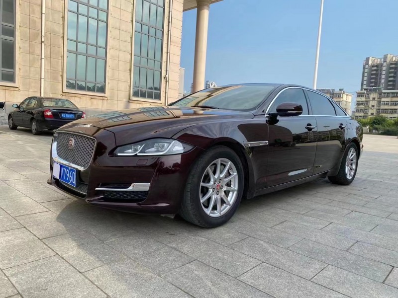唐山16年捷豹XJ6