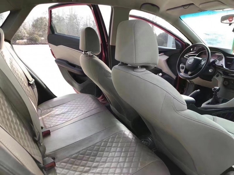 枣庄17年别克英朗GT4