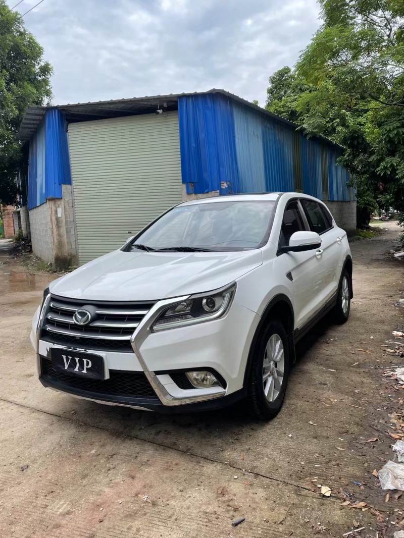 南宁16年北汽幻速S69