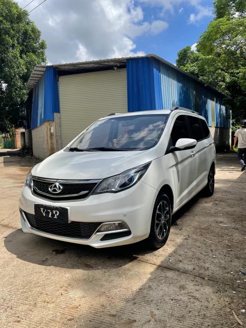 南寧17年長安汽車歐尚9
