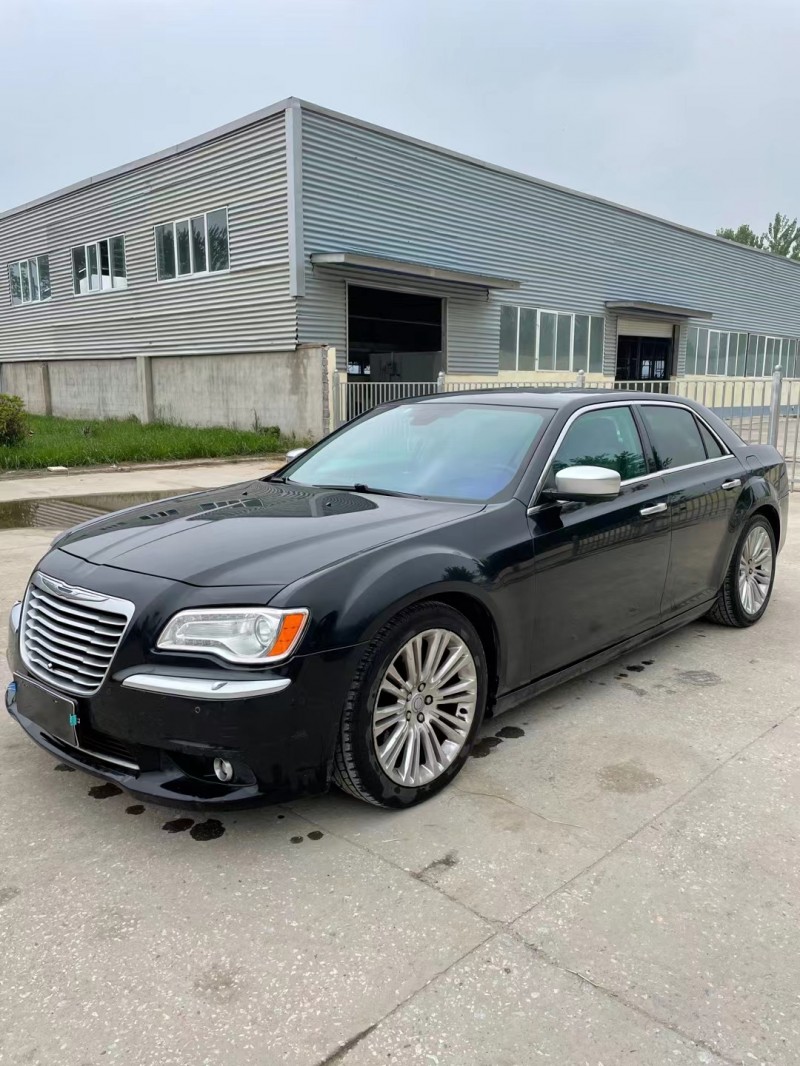 徐州15年克莱斯勒300C3