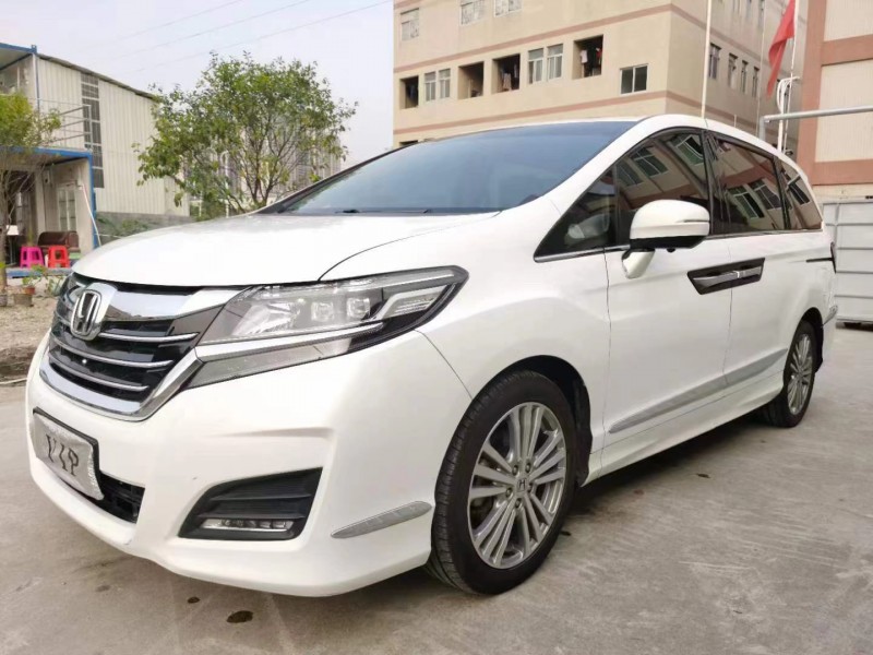 广州17年本田艾力绅3