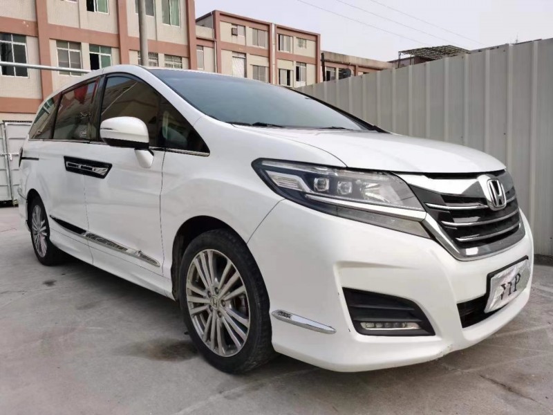 广州17年本田艾力绅2