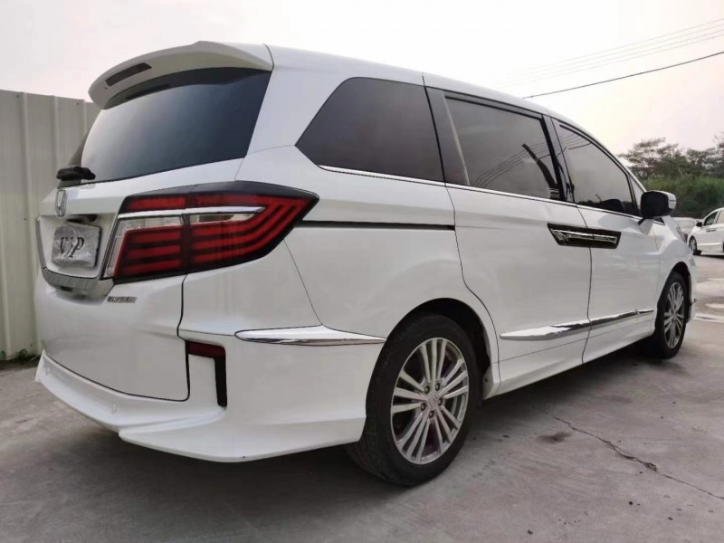 广州17年本田艾力绅6