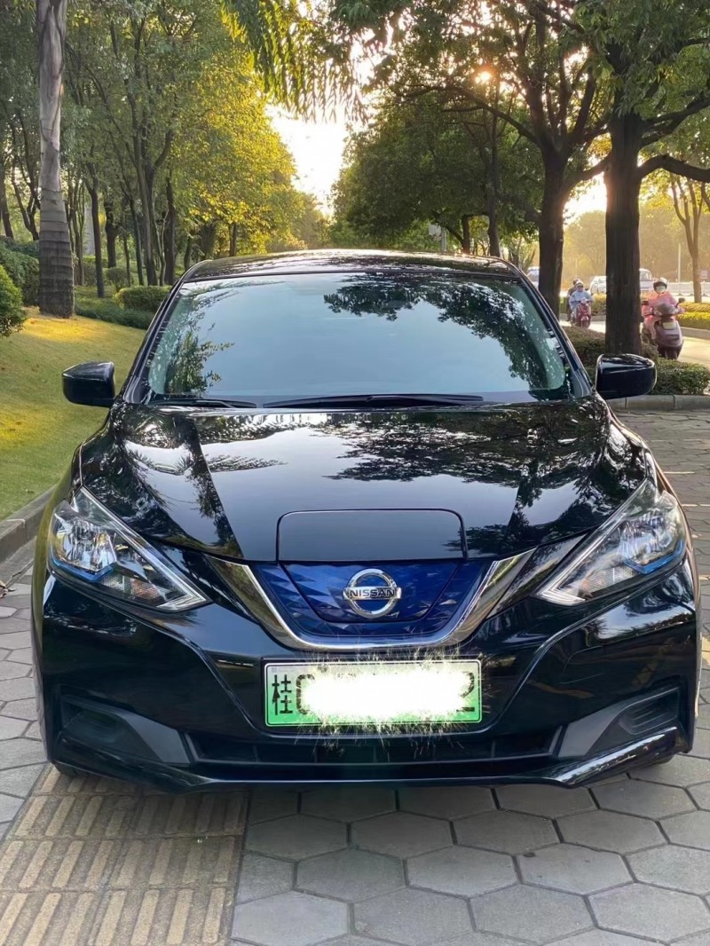 欽州21年日產軒逸1