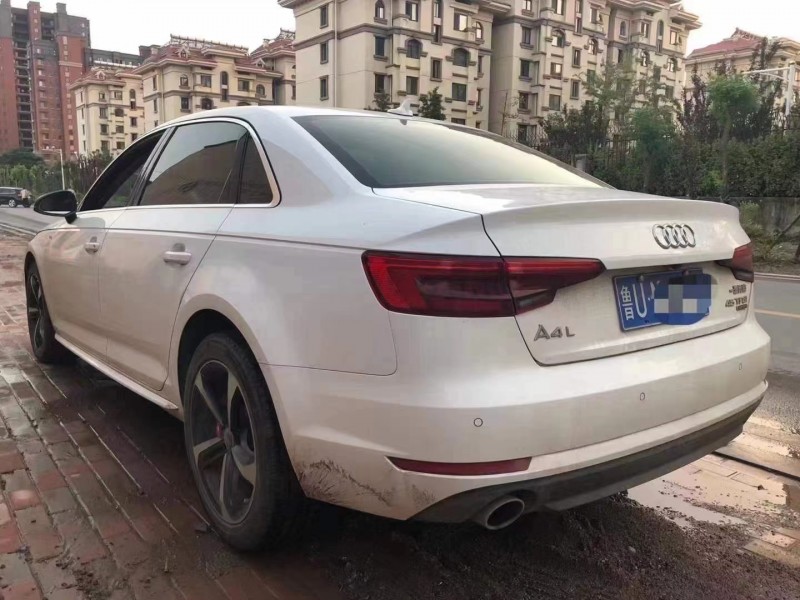 青岛17年奥迪A4L7