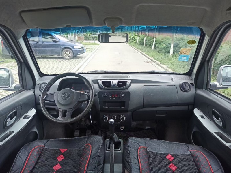 成都18年东风小康4