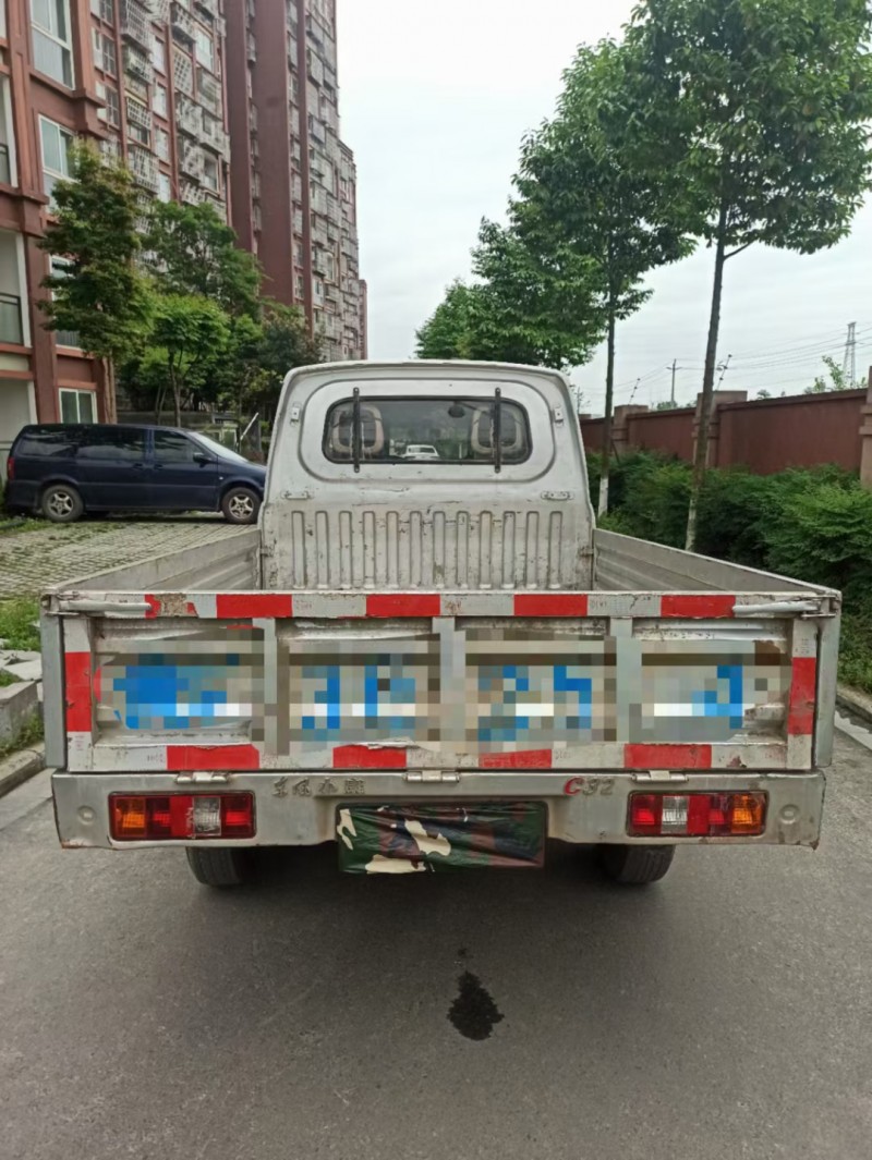 成都18年东风小康8