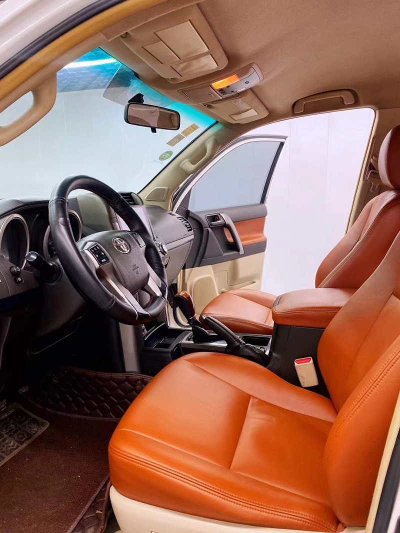 保定13年丰田普拉多7