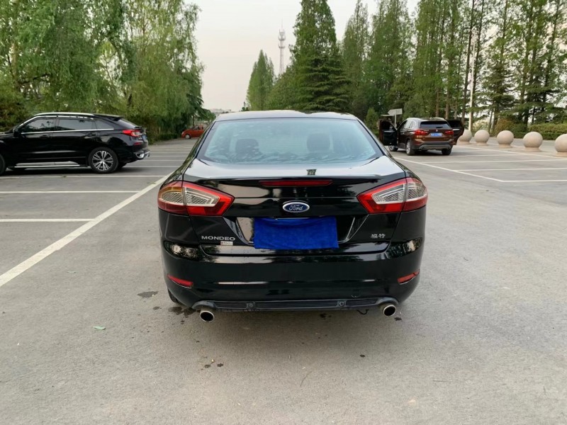 徐州13年福特蒙迪欧9