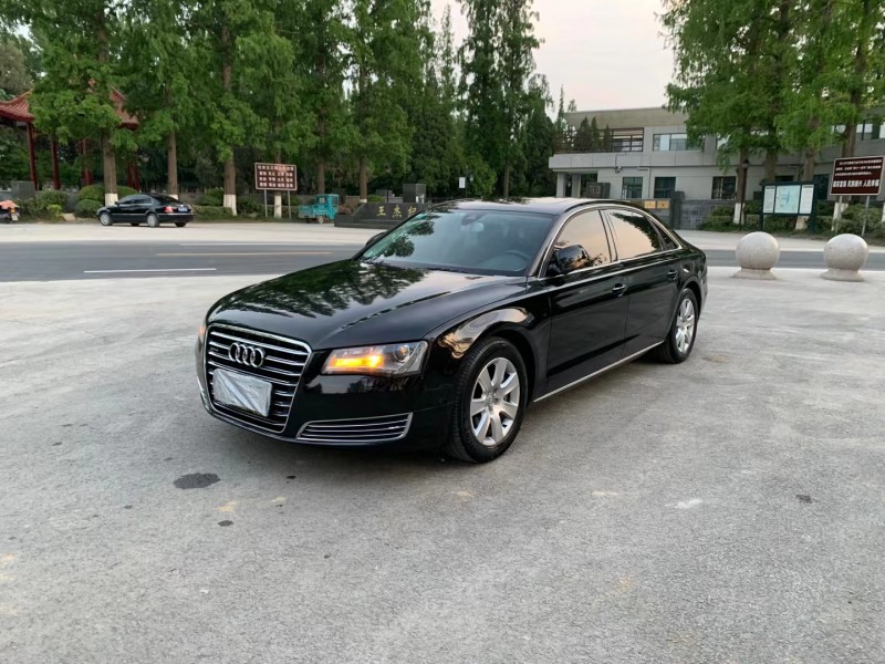 徐州13年奥迪A8L3