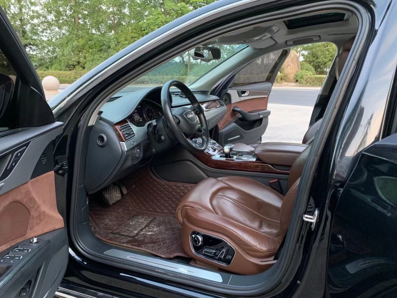 徐州13年奥迪A8L5