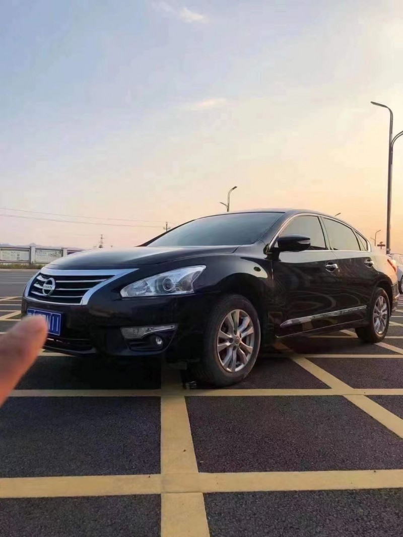 張家口16年日產天籟2