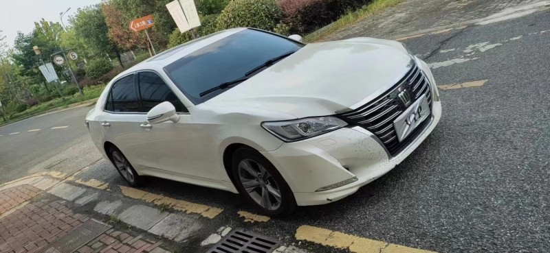 無錫16年豐田皇冠2