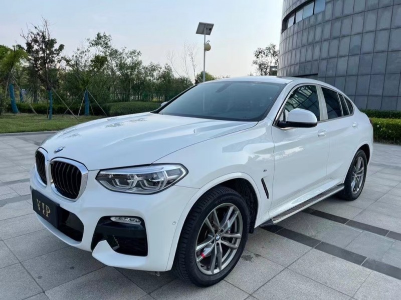 盐城19年宝马X43