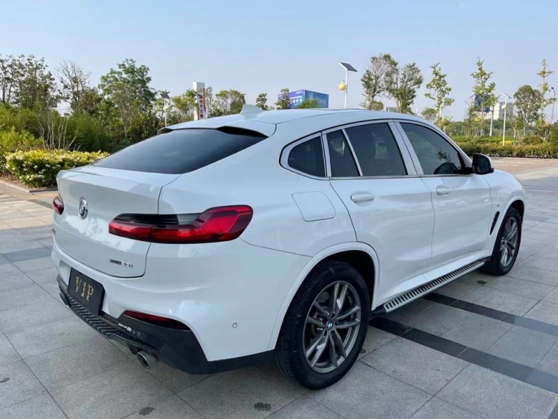 盐城19年宝马X45